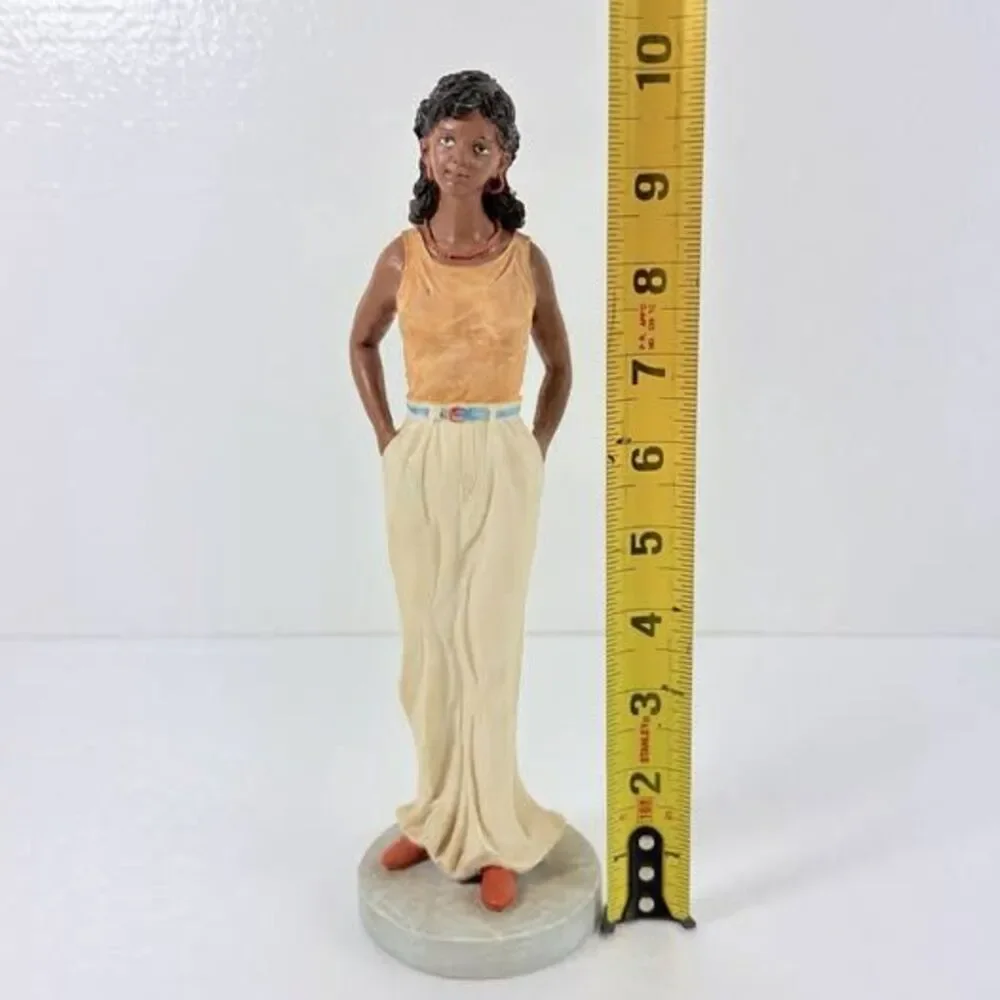 Vintage 2004 Home Interiors African Woman Figurine 10
